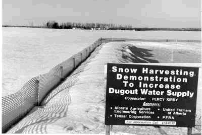 Figure 4. Plastic snow fence placed around the perimeter of a dugout 